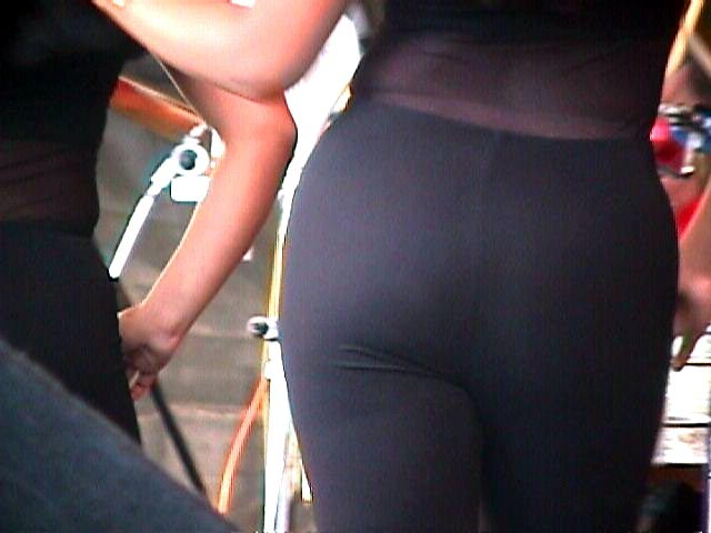 0425_01.jpg (33084 bytes)